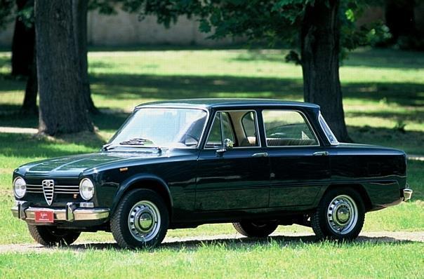 Alfa Romeo Giulia Berlina (1962-1978)